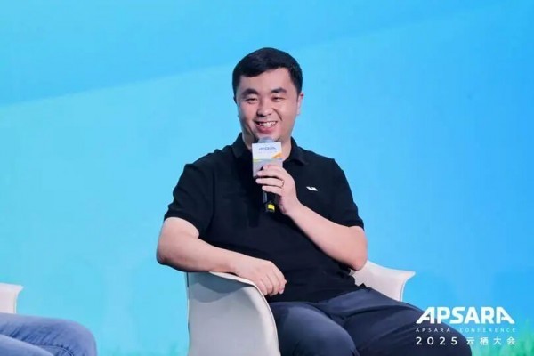 云棲大會(huì)上，感受AI汽車(chē)的“樂(lè)與路“