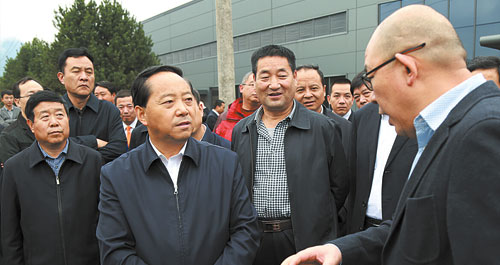 全市重大項(xiàng)目建設(shè)現(xiàn)場觀摩會(huì)在商州商丹園區(qū)山陽觀摩