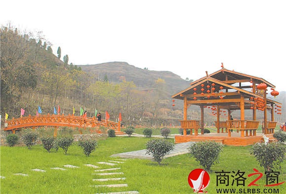 有著動人傳說的月亮灣田園風光
