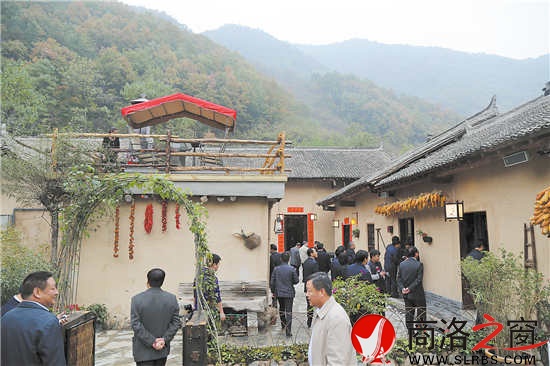 讓原生態(tài)的鄉(xiāng)村美起來(lái)，留住了鄉(xiāng)愁，留住了回憶。