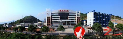 已經(jīng)建成并試車生產(chǎn)的氟硅產(chǎn)業(yè)園1。.jpg