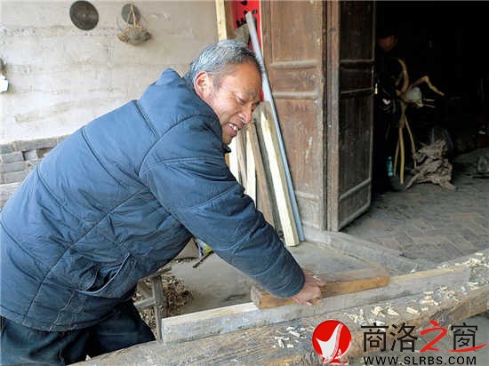 干活樂(lè)呵呵